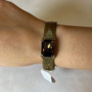 NWT Sorrelli Twin Triangle Antique Gold Cuff Bracelet in Dark Amethyst